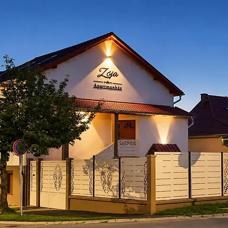 Zoja Apartmanhaz Надьканижа